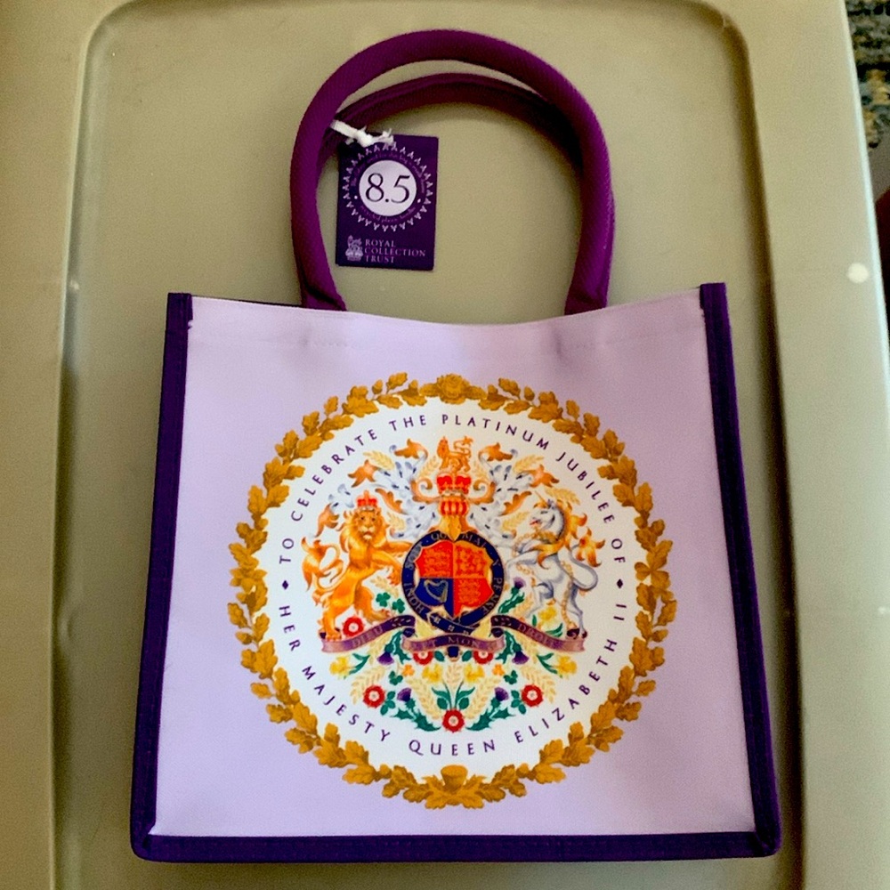 Platinum Jubilee celebration bag for Queen Elizabeth ll Royal Collection Trust